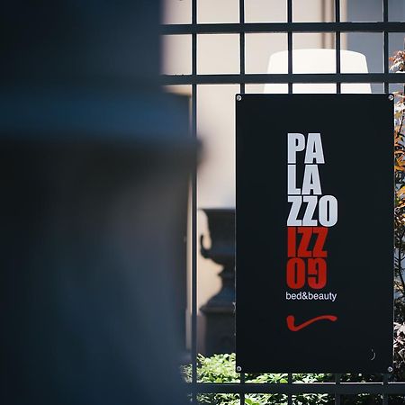 Palazzo Gozzi Bed & Beauty Bed and Breakfast Parma Exteriör bild