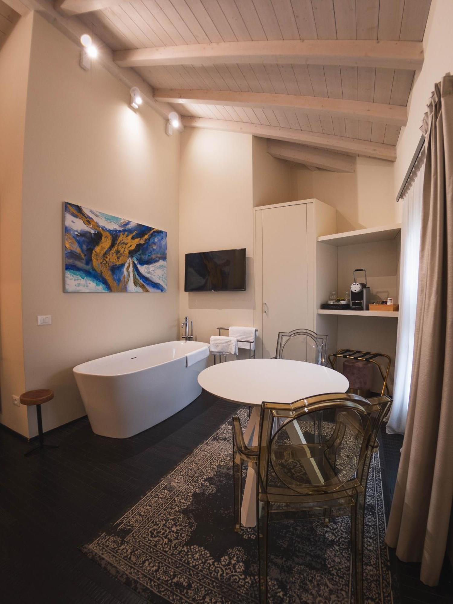 Palazzo Gozzi Bed & Beauty Bed and Breakfast Parma Exteriör bild