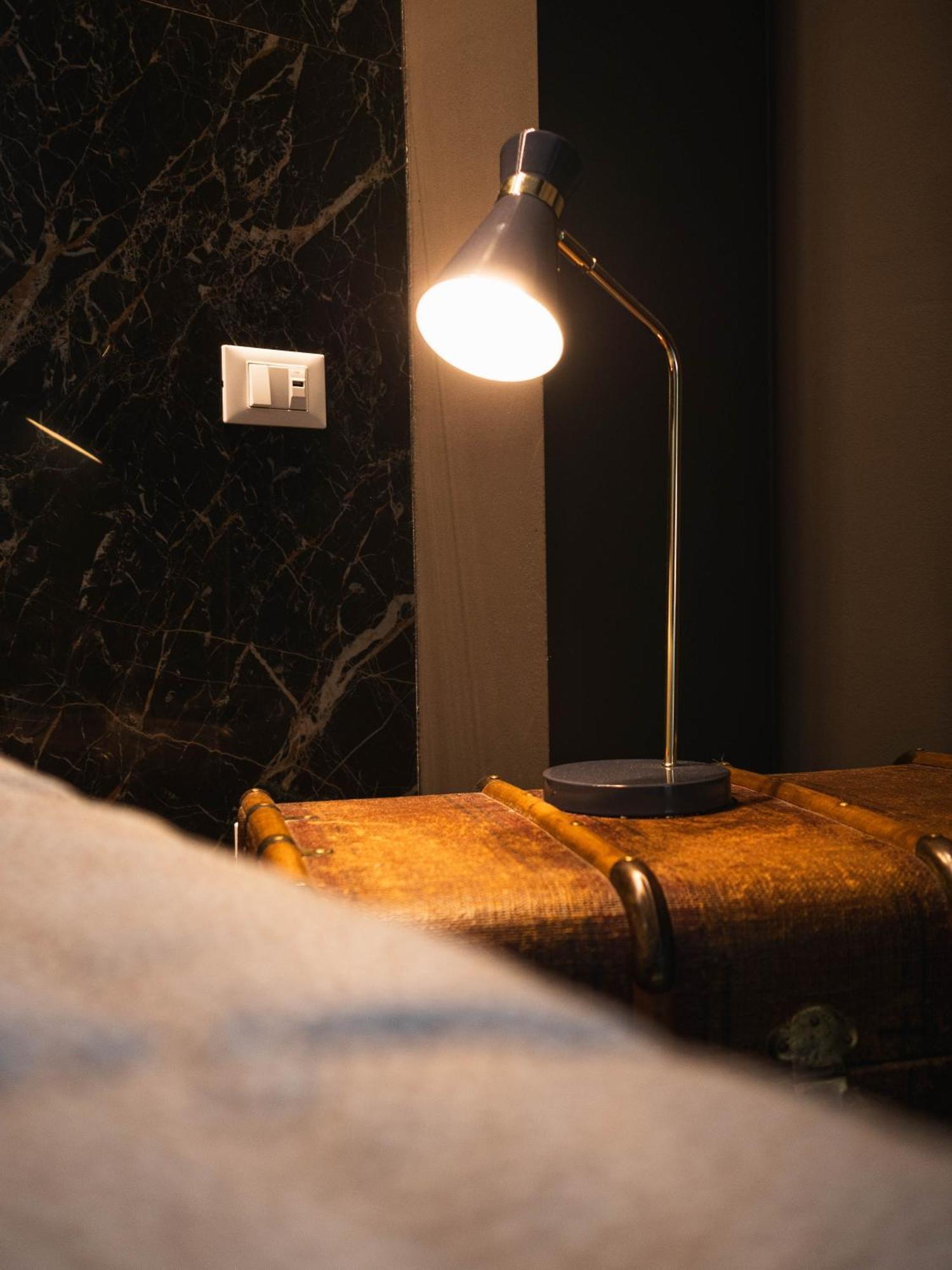 Palazzo Gozzi Bed & Beauty Bed and Breakfast Parma Exteriör bild