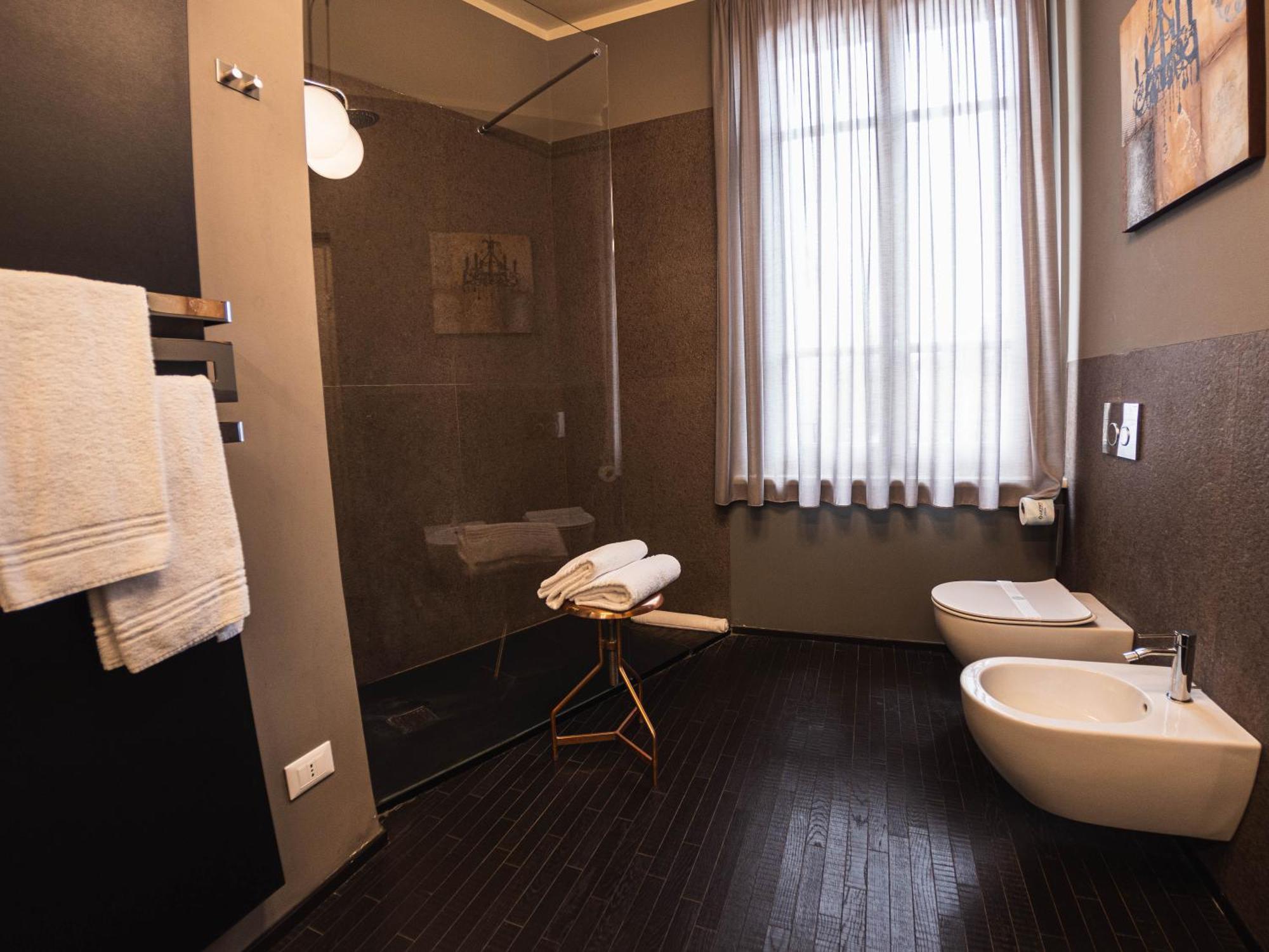 Palazzo Gozzi Bed & Beauty Bed and Breakfast Parma Exteriör bild
