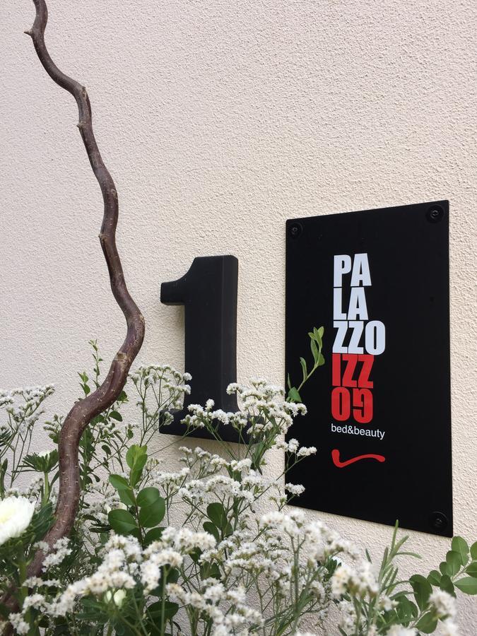 Palazzo Gozzi Bed & Beauty Bed and Breakfast Parma Exteriör bild